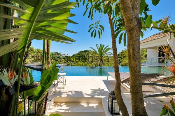 6-bedroom freehold villa in Benahavís — photo 4 of 5