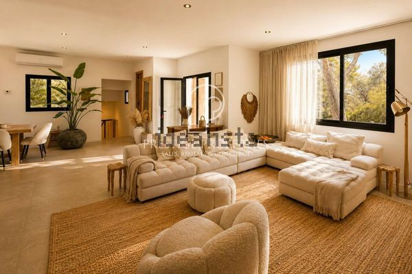 4-bedroom freehold villa in Ibiza — photo 4 of 5