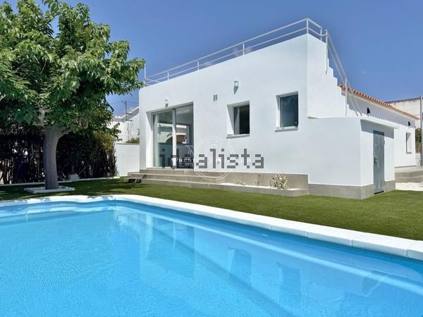 3-bedroom freehold villa in Roses — photo 3 of 5