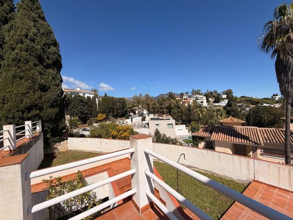 Detached house in Calle Jasmine, Calaburra - Chaparral, Mijas — image 5