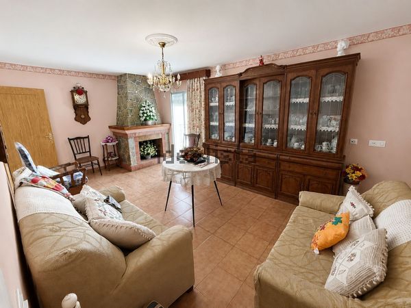 Detached house in Casares, Casares — image 4