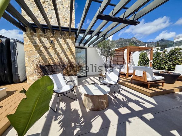 4-bedroom freehold villa in Marbella — photo 3 of 5