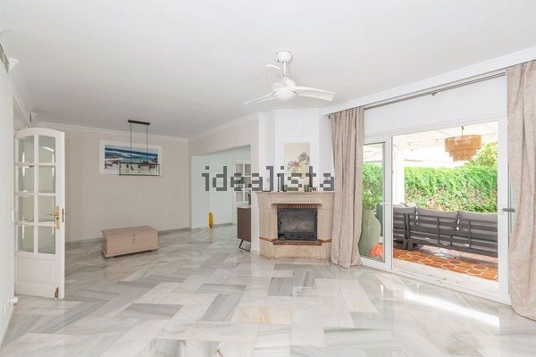 Detached house in Urbanización Cerrado de Elviria, Green Hills - Las Cumbres de Elviria, Marbella — image 3