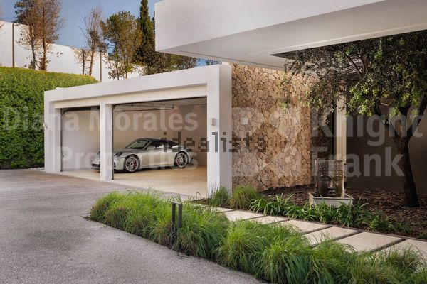 5-bedroom freehold villa in Benahavís — photo 5 of 5