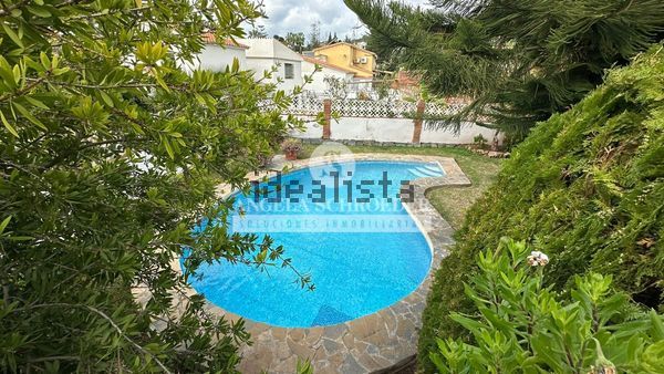 Detached house in Calle Reino de León Nn, El Palo, Málaga — image 3