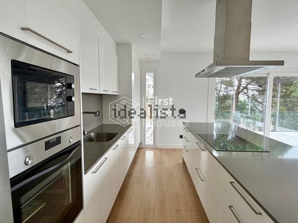 Detached house in Av Ocells, Serra Brava, Lloret de Mar — image 4