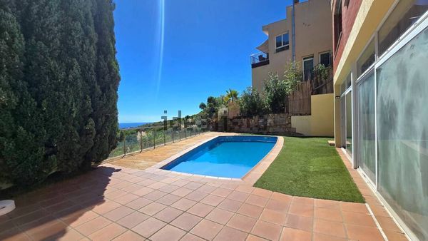5-bedroom freehold villa in Lloret de Mar — photo 4 of 5