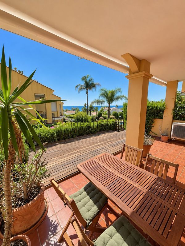 4-bedroom freehold villa in Marbella — photo 2 of 5