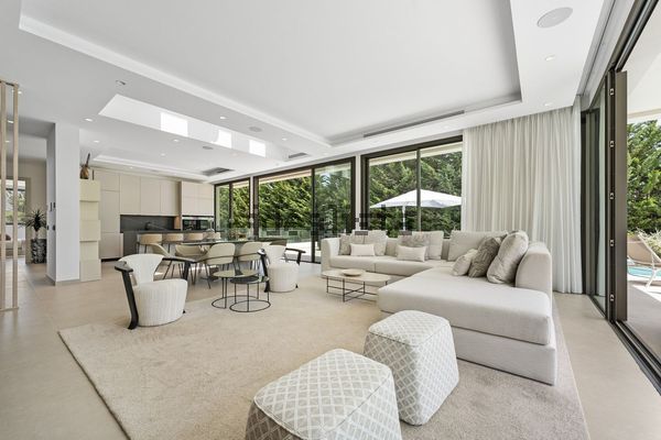 4-bedroom freehold villa in Marbella — photo 4 of 5