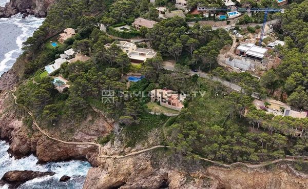 Detached house in Sa Riera - Sa Fontansa, Begur — image 4