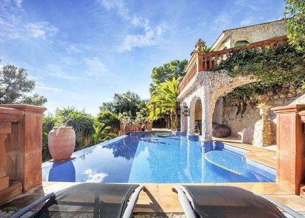 4-bedroom freehold villa in Palma — photo 2 of 5