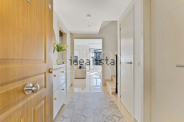 3-bedroom freehold villa in Fuengirola — photo 2 of 5