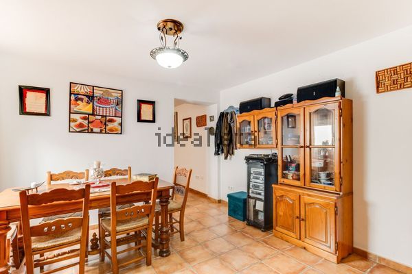 3-bedroom freehold villa in Estepona — photo 2 of 5