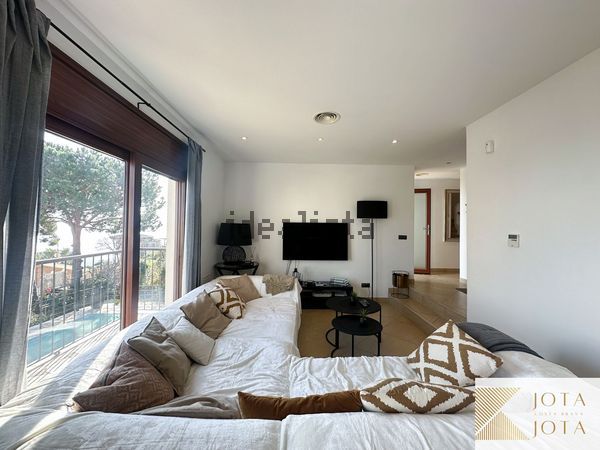 Detached house in Calle Versalles, Serra Brava, Lloret de Mar — image 5