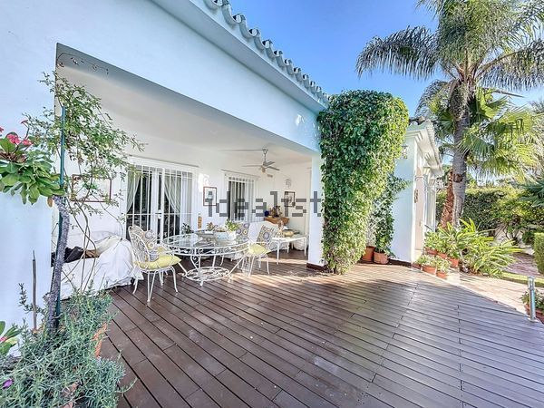 3-bedroom freehold villa in Marbella — photo 5 of 5