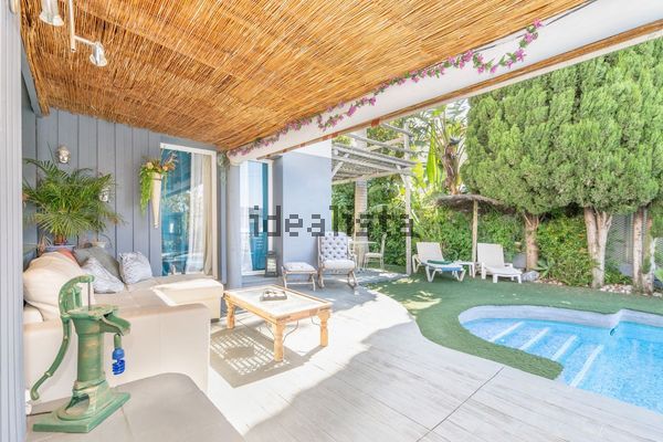 Detached house in Estepona Golf, Estepona — image 3