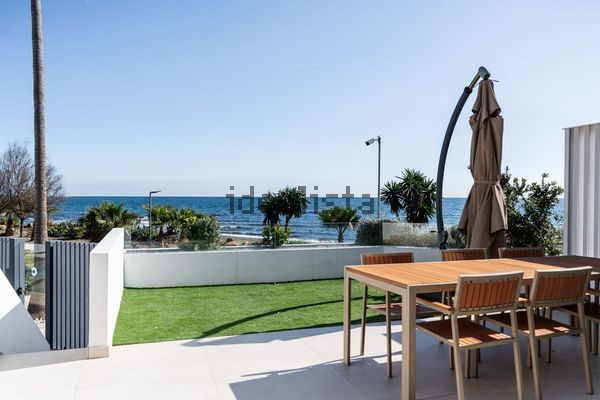 3-bedroom freehold villa in Estepona — photo 3 of 5