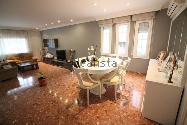 5-bedroom freehold villa in Roses — photo 1 of 5
