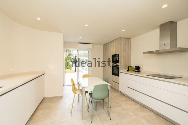 4-bedroom freehold villa in Marbella — photo 5 of 5