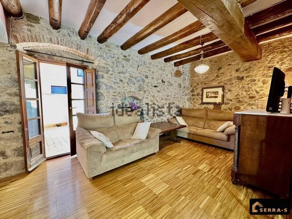 Detached house in Calle Major, Casco, Torroella de Montgrí — image 3