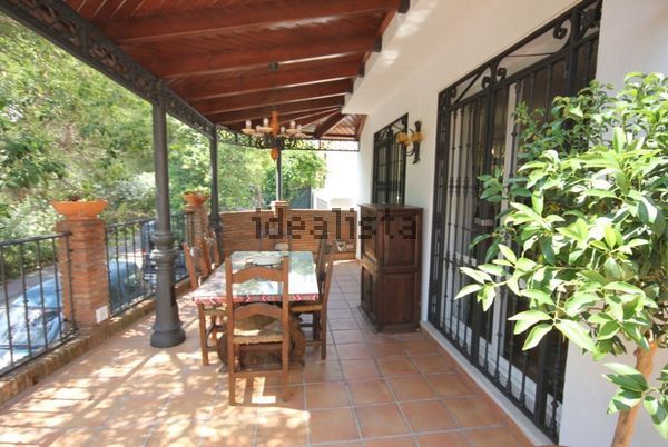 4-bedroom freehold villa in Marbella — photo 3 of 5