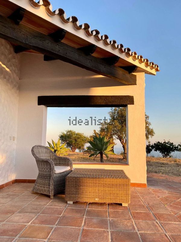 4-bedroom freehold villa in Marbella — photo 4 of 5