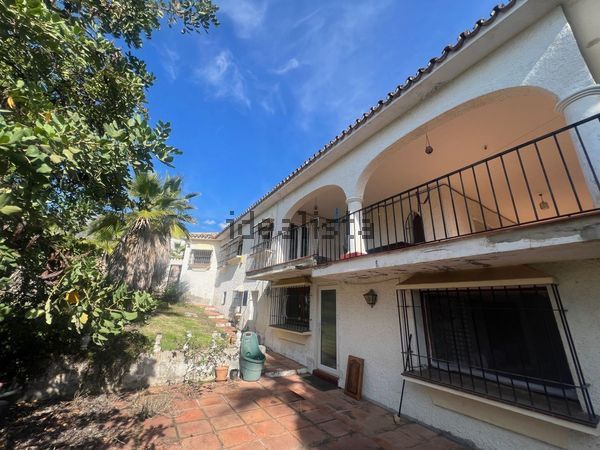 Detached house in Valdeolletas-Las Cancelas-Xarblanca, Marbella — image 4