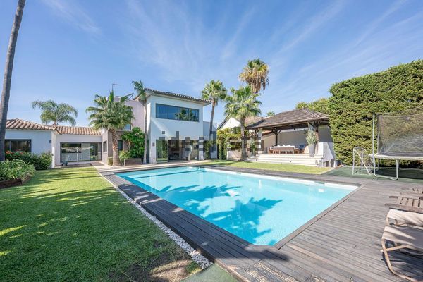5-bedroom freehold villa in Estepona — photo 5 of 5