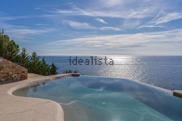 5-bedroom freehold villa in Lloret de Mar — photo 1 of 5