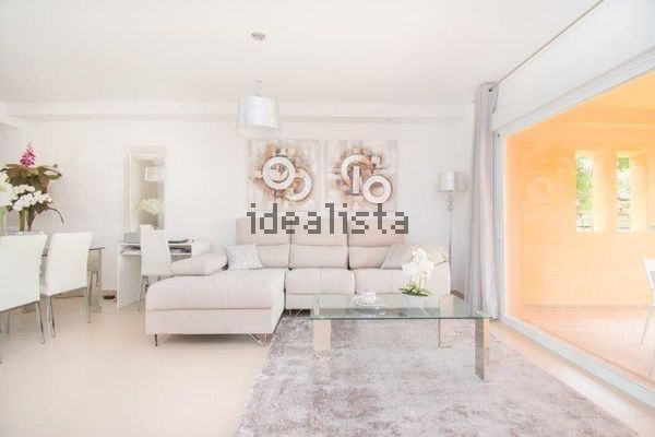 3-bedroom freehold villa in Benahavís — photo 3 of 5