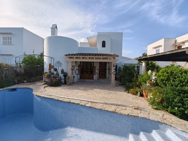 3-bedroom freehold villa in Santanyí — photo 3 of 5