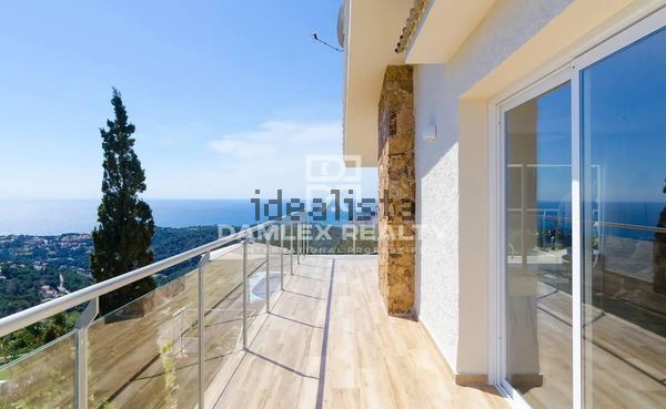 Detached house in Calle del Romaní, Serra Brava, Lloret de Mar — image 4
