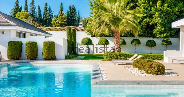 6-bedroom freehold villa in Marbella — photo 5 of 5