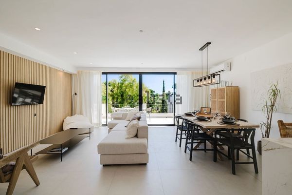 3-bedroom freehold villa in Marbella — photo 5 of 5