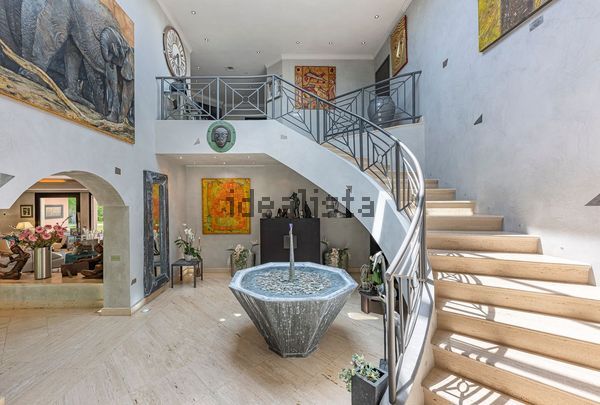10-bedroom freehold villa in Estepona — photo 5 of 5