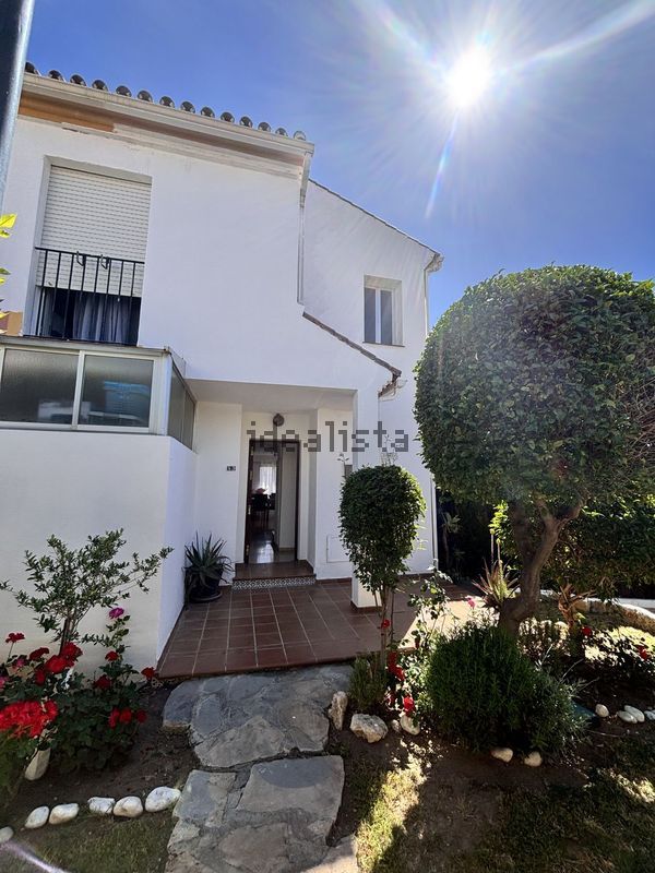 3-bedroom freehold villa in Estepona — photo 4 of 5