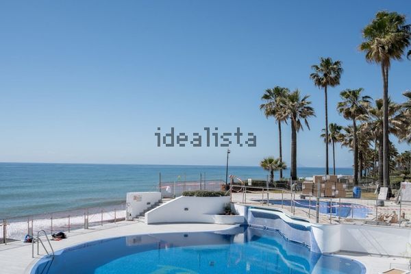 Terraced house in El Velerín, Estepona — image 3