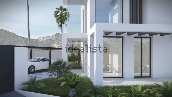 5-bedroom freehold villa in Estepona — photo 2 of 5
