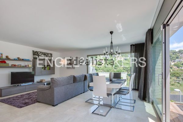4-bedroom freehold villa in Blanes — photo 5 of 5
