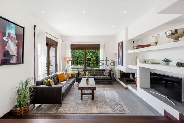 4-bedroom freehold villa in Marbella — photo 3 of 5
