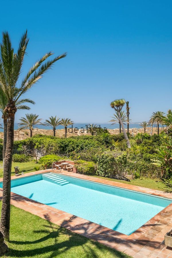 5-bedroom freehold villa in Marbella — photo 2 of 5