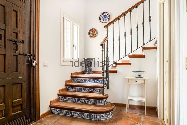 3-bedroom freehold villa in Benahavís — photo 4 of 5