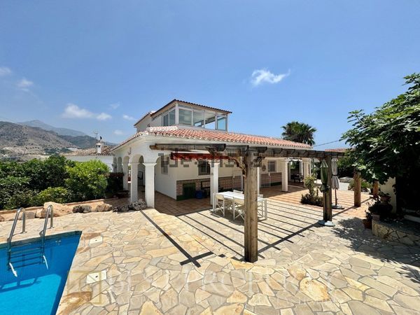 House in Calle Romeral Alto, Avda Pescia - Ctra de Frigiliana, Nerja — image 5