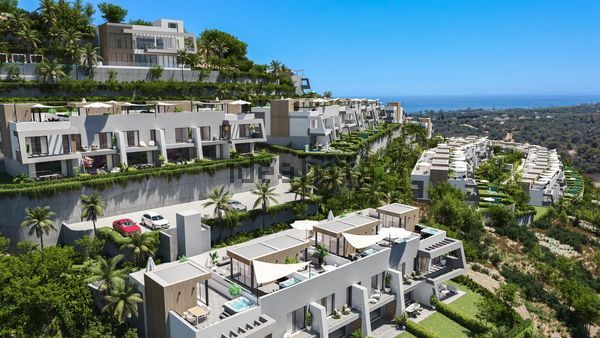 Terraced house in Calle Laurel, 1, Green Hills - Las Cumbres de Elviria, Marbella — image 5
