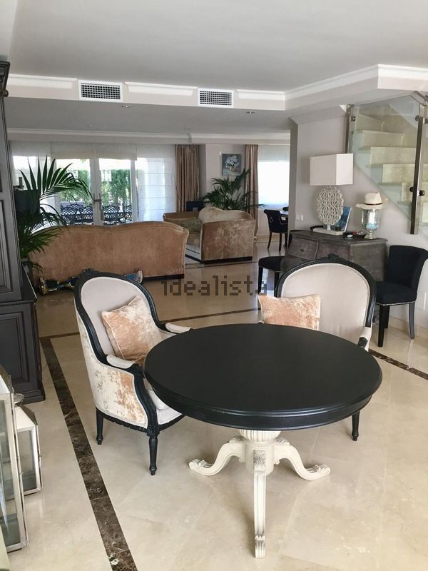 5-bedroom freehold villa in Estepona — photo 4 of 5