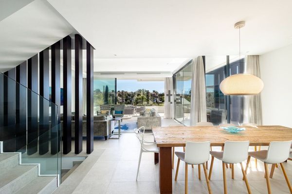 4-bedroom freehold villa in Estepona — photo 3 of 4