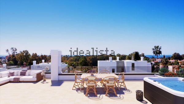 3-bedroom freehold villa in Estepona — photo 2 of 5