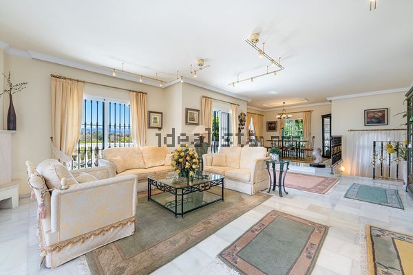 3-bedroom freehold villa in Mijas — photo 2 of 5