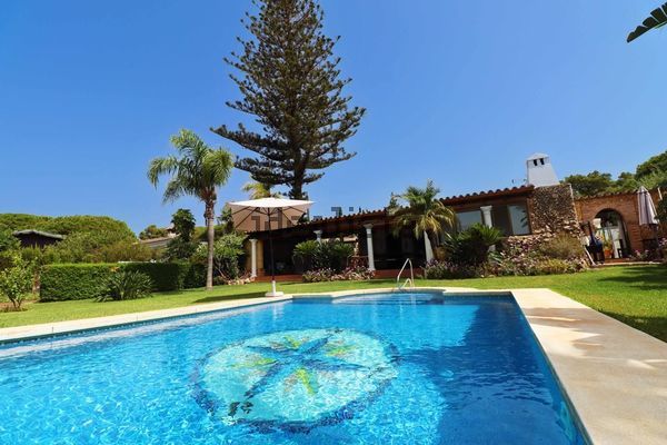 Detached house in Camino de los Madereros, El Rosario-Ricmar, Marbella — image 3