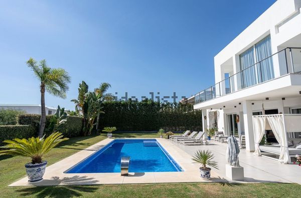 4-bedroom freehold villa in Benahavís — photo 4 of 5
